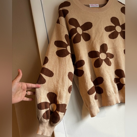 Lilly & Rose Boutique Floral Beige and Brown Sweater, Size Large - Picture 5 of 9
